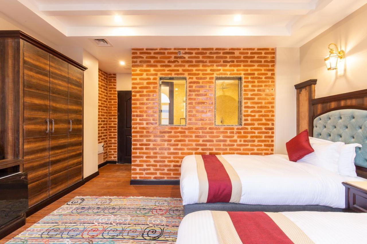 Hotel Pabera Kathmandu Buitenkant foto